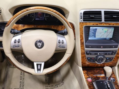 Used 2007 Jaguar XK Convertible RWD image 46