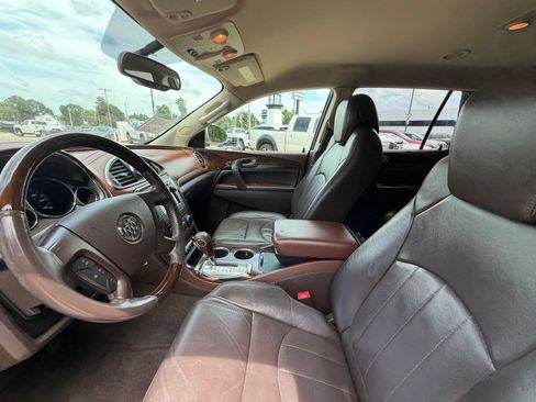 Used 2014 Buick Enclave Leather w/ Trailering Provision Package FWD image 4