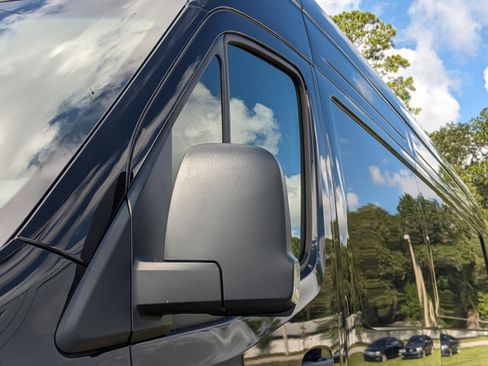 New 2024 Mercedes-Benz Sprinter 2500 image 9