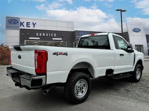 New 2026 Ford F350 XL w/ XL Chrome Package image 3