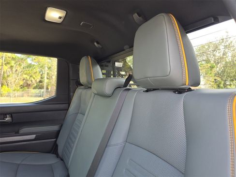 Used 2025 Toyota Tacoma Trailhunter image 20