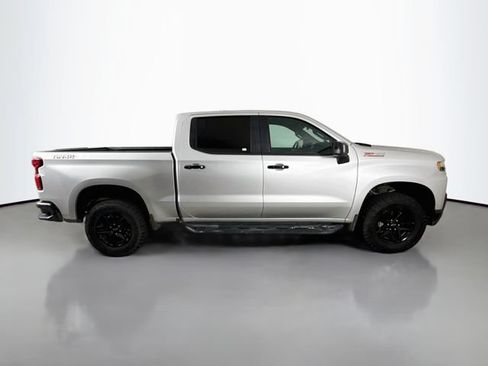 Used 2019 Chevrolet Silverado 1500 LT Trail Boss AWD/4WD image 9