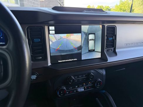 Used 2022 Ford Bronco Outer Banks AWD/4WD image 27