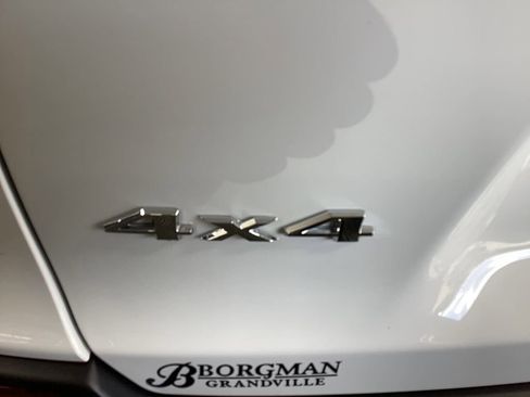 Used 2022 Jeep Cherokee Limited w/ Elite Package image 38