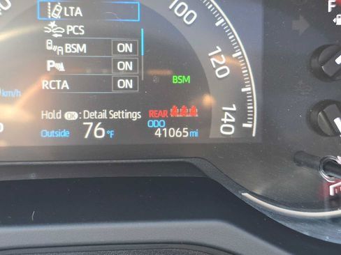 Used 2022 Toyota RAV4 Limited AWD/4WD image 27