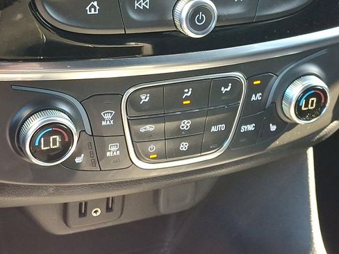 Used 2022 Chevrolet Traverse LT w/ LPO, Floor Liner Package image 18