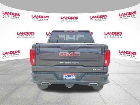 Used 2022 GMC Sierra 1500 AT4 w/ AT4 Premium Package AWD/4WD image 4