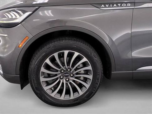 Used 2020 Lincoln Aviator Reserve AWD/4WD image 26