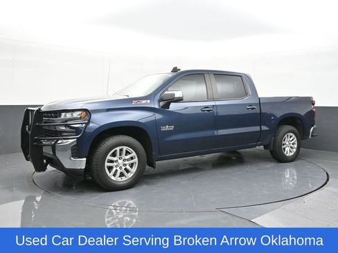 Used 2019 Chevrolet Silverado 1500 LT w/ Texas Edition image 6