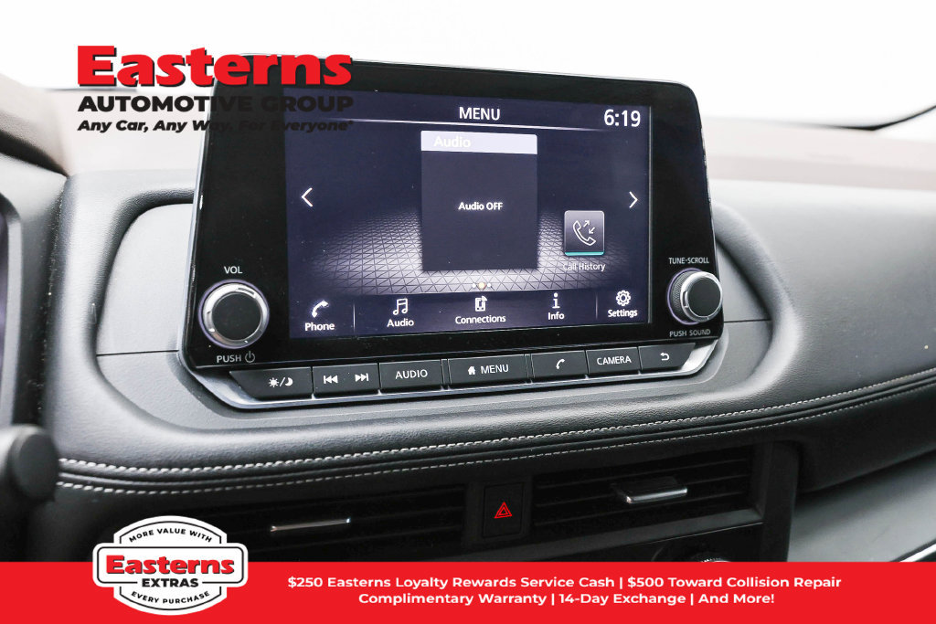 Used 2023 Nissan Rogue S AWD/4WD image 20