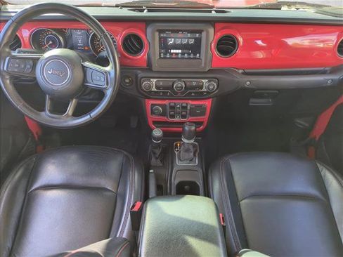 Used 2022 Jeep Gladiator Sport image 16