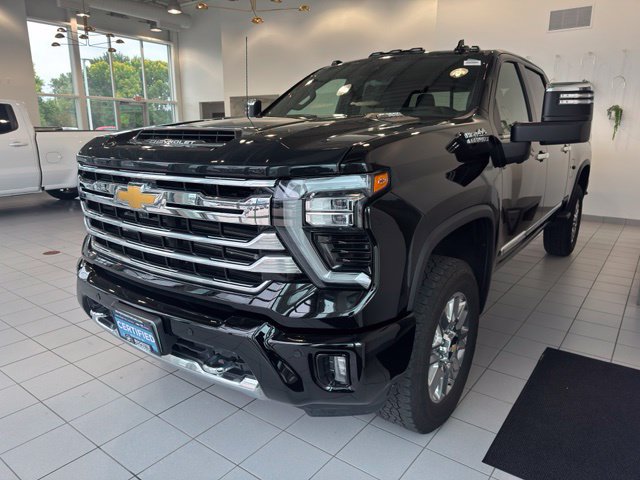 Used 2025 Chevrolet Silverado 3500 High Country w/ Technology Package AWD/4WD image 36