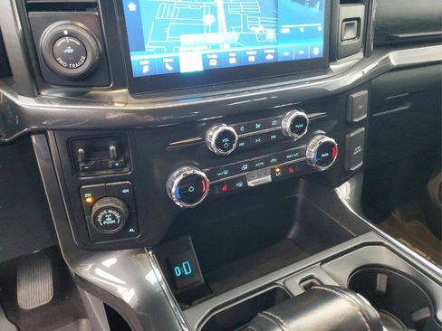 Used 2022 Ford F150 XLT w/ Equipment Group 302A High image 17