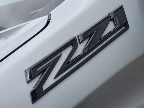 Used 2024 Chevrolet Silverado 1500 LT Trail Boss w/ Convenience Package II AWD/4WD image 9