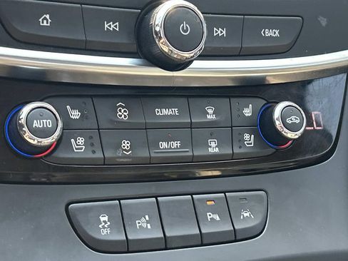 Used 2017 Buick LaCrosse Premium w/ Driver Confidence Package #2 FWD image 31