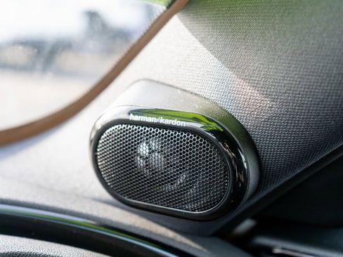 Used 2022 MINI Cooper Clubman S image 23