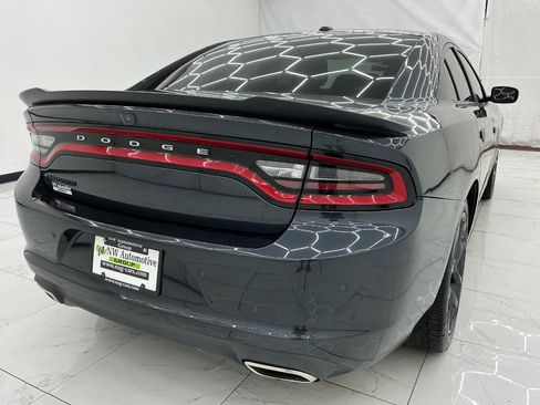 Used 2019 Dodge Charger SXT w/ Blacktop Package RWD image 8