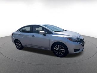 Used 2025 Nissan Versa SV FWD video 2