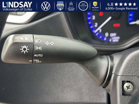 Used 2021 Toyota Corolla LE w/ Carpet Mat Package (TMS) image 21