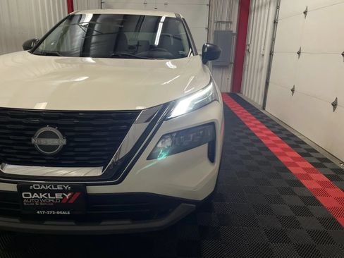 Used 2023 Nissan Rogue S FWD image 8