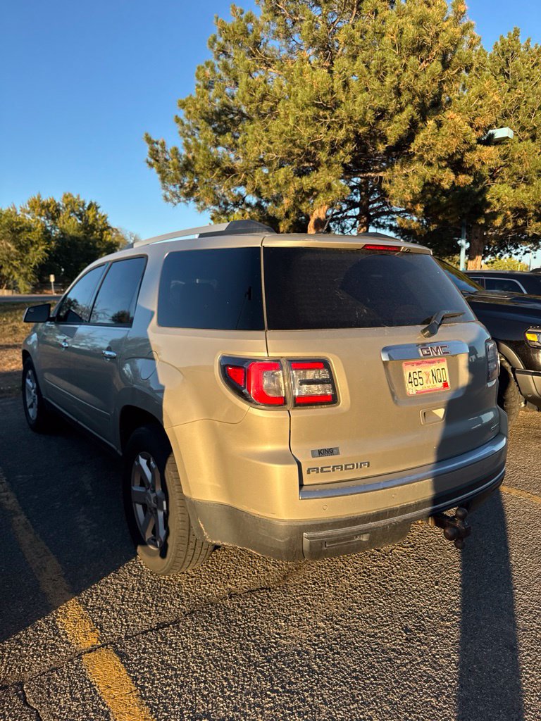 Used 2014 GMC Acadia SLE AWD/4WD image 2