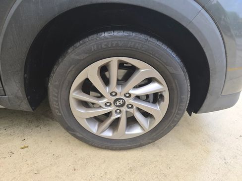 Used 2018 Hyundai Tucson SEL image 19