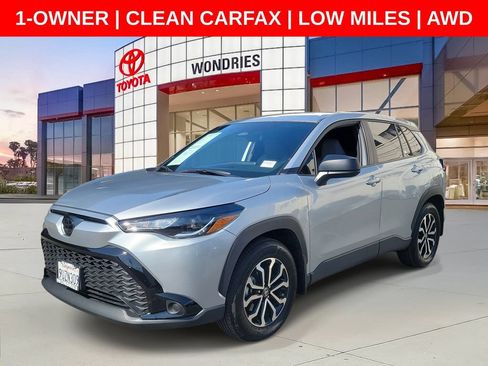 Used 2025 Toyota Corolla Cross AWD Hybrid image 2