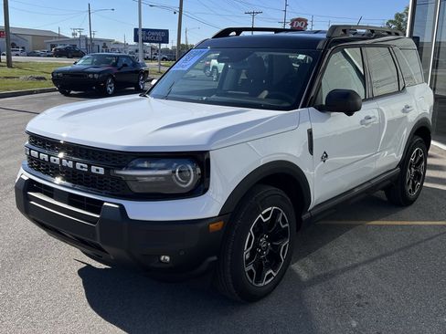 New 2025 Ford Bronco Sport Outer Banks image 3