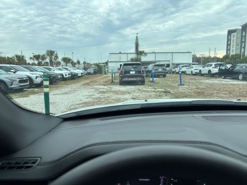 Used 2025 Jeep Compass Limited image 35