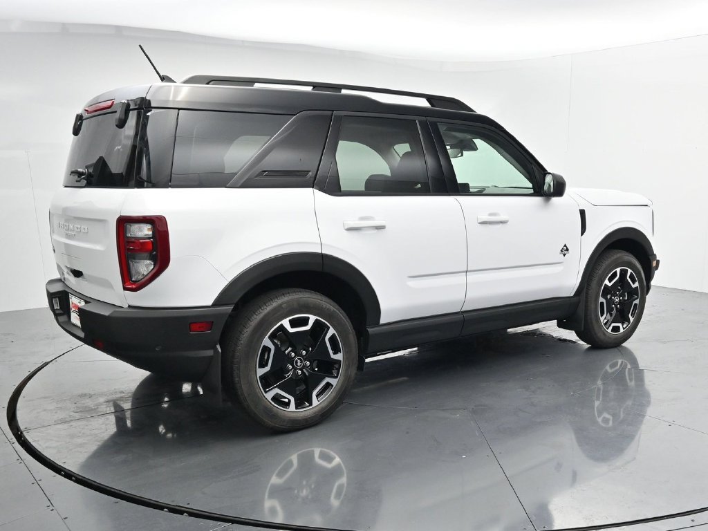 Used 2021 Ford Bronco Sport Outer Banks AWD/4WD image 8