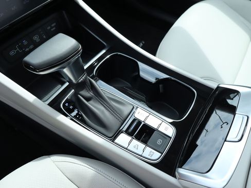 New 2026 Hyundai Tucson SEL FWD image 9