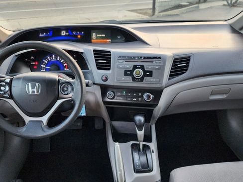 Used 2012 Honda Civic LX image 8