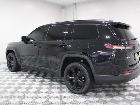 Used 2024 Jeep Grand Cherokee L Limited w/ Luxury Tech Group II AWD/4WD image 10