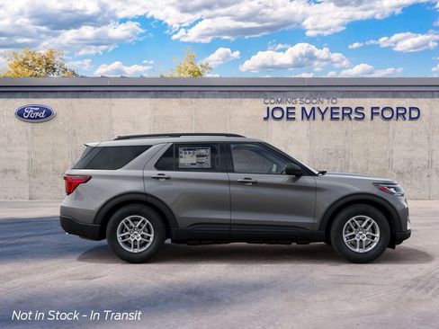 New 2027 Ford Explorer Active RWD image 5
