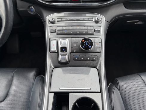 Used 2023 Hyundai Santa Fe Limited AWD/4WD image 29