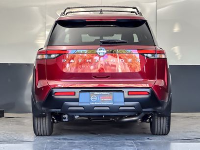 New 2026 Nissan Pathfinder SV w/ Lighting Package