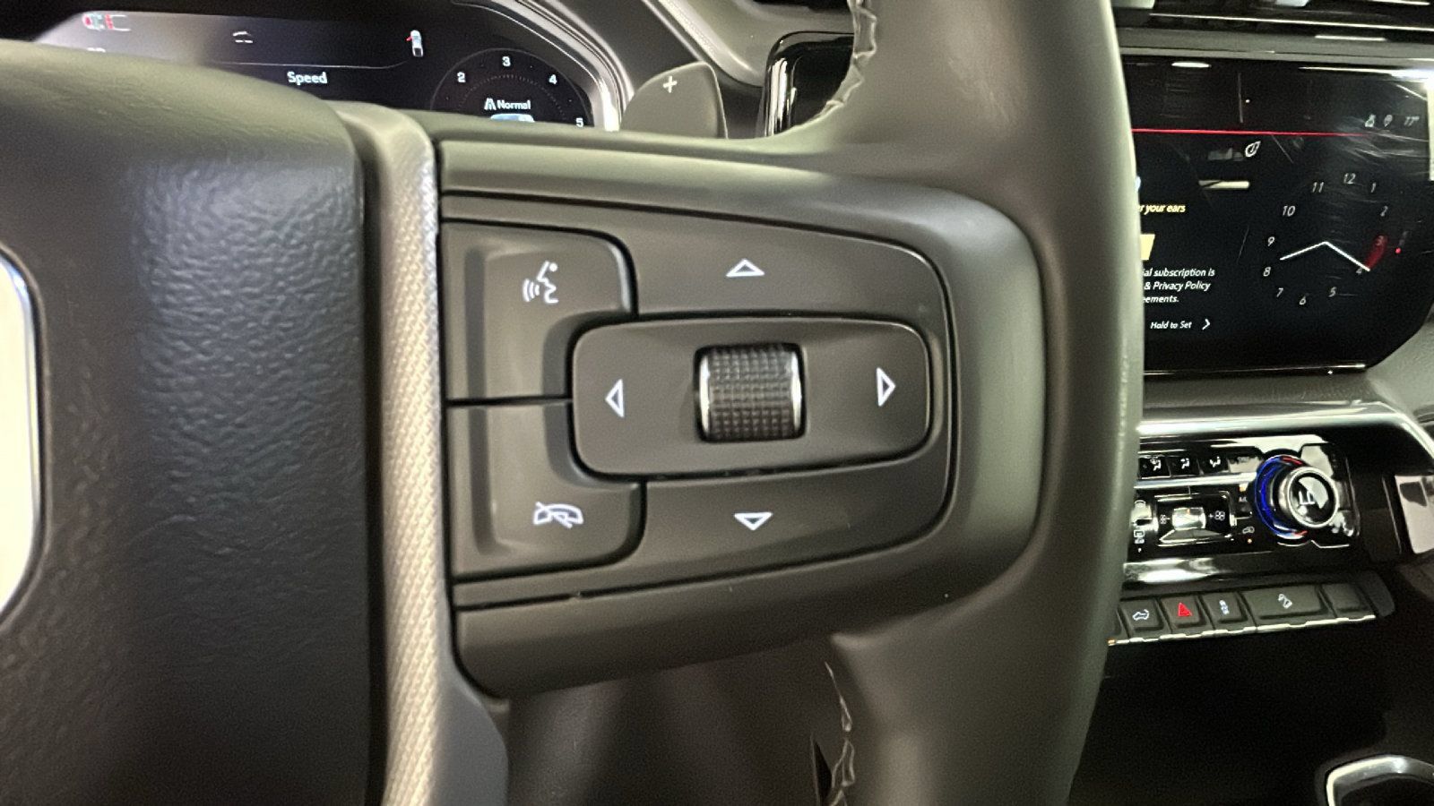 Used 2025 GMC Sierra 1500 Denali AWD/4WD image 20