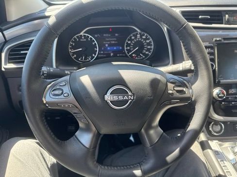 Used 2024 Nissan Murano SV w/ SV Midnight Edition Package FWD image 12