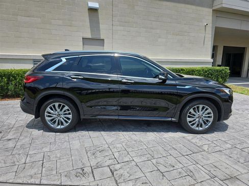 Certified 2024 INFINITI QX50 Luxe image 3