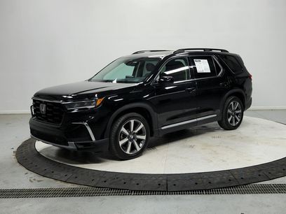 Used 2025 Honda Pilot Elite