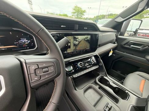 New 2026 GMC Sierra 2500 AT4 w/ AT4 Premium Plus Package AWD/4WD image 28