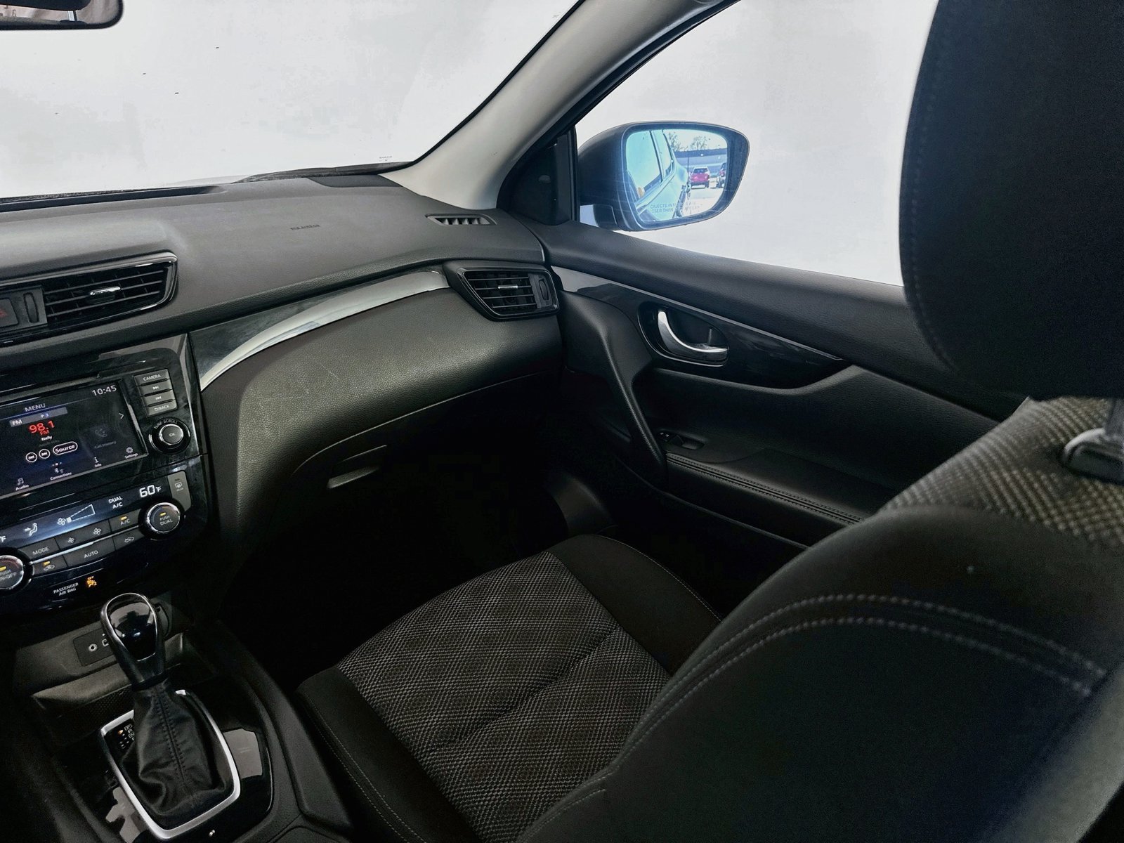 Used 2020 Nissan Rogue Sport SV AWD/4WD image 20