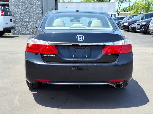 Used 2015 Honda Accord EX-L image 4