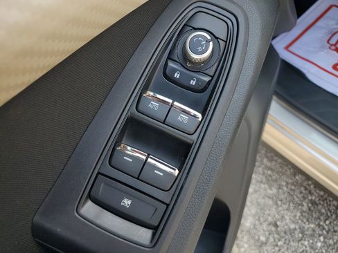 Used 2019 Subaru Ascent Premium w/ Popular Package #1 AWD/4WD image 19