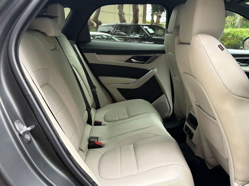 Used 2026 Jaguar F-PACE R-Dynamic S AWD/4WD image 30