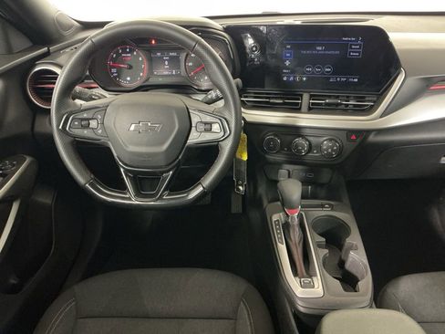 Used 2024 Chevrolet Trax RS w/ Driver Confidence Package image 10