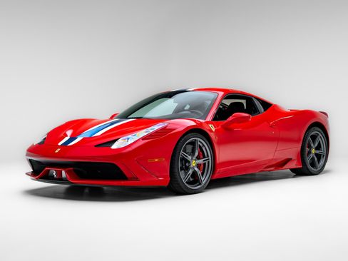 Used 2015 Ferrari 458 Speciale Coupe RWD image 6