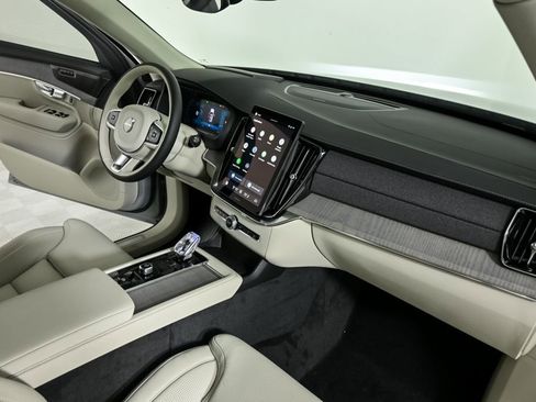 Used 2026 Volvo XC90 B6 Ultra w/ Protection Package AWD/4WD image 27