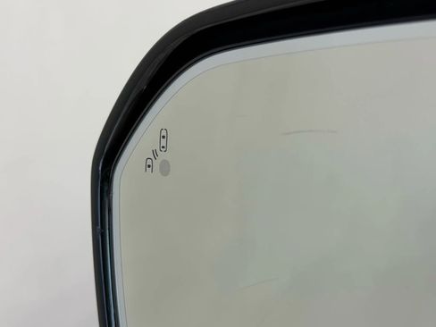 Used 2018 Lincoln Navigator Select image 10