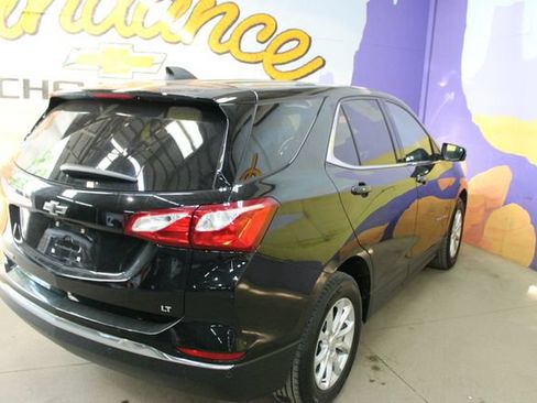 Used 2019 Chevrolet Equinox LT w/ Driver Convenience Package FWD image 4